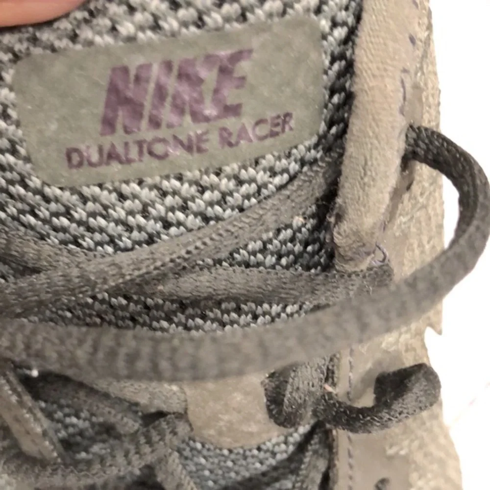 Nike dualtone racer sneakers size 7Y
